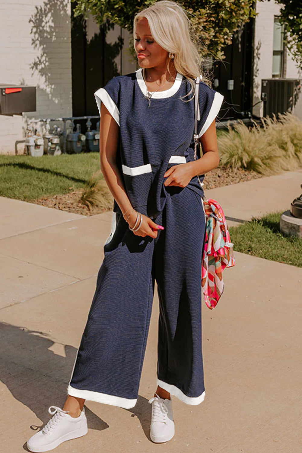 Navy Blue Color Block Pocketed T Shirt and Wide Leg Pants Set